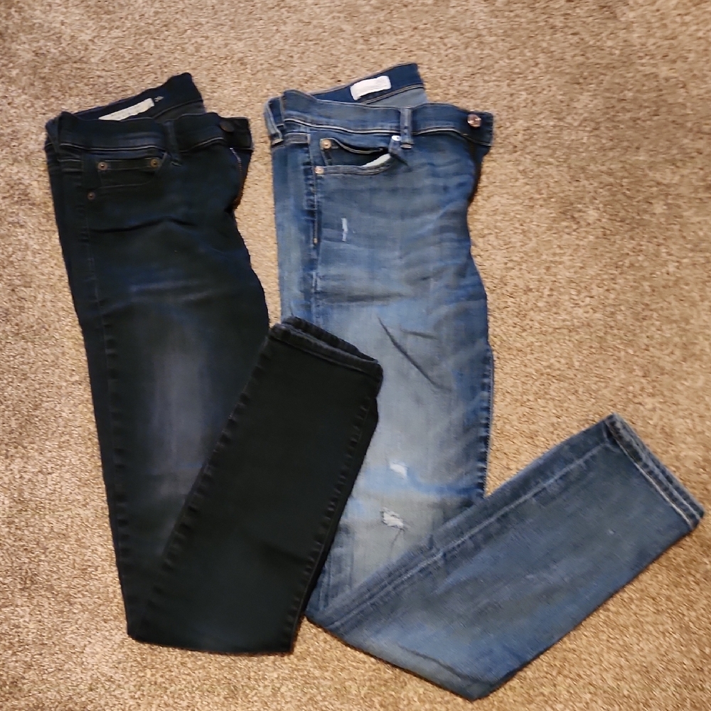 GAP Women's Skinny Jeans in Dark and Light Blue
